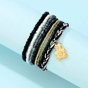 Bear Charm 8pc Bracelet